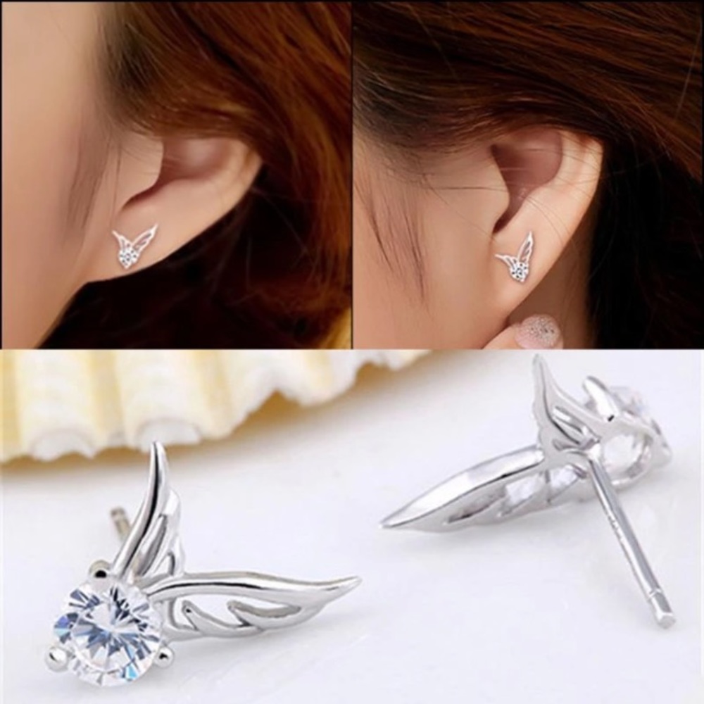 NEW!💙💎🦋BUTTERFLY WINGS! TINY STUDS🦋💎💙ANGEL😇 - Picture 5 of 8